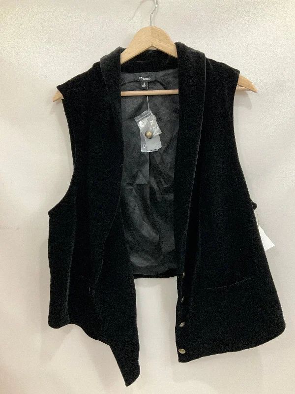 Vest Other By Torrid In Black, Size: 3x