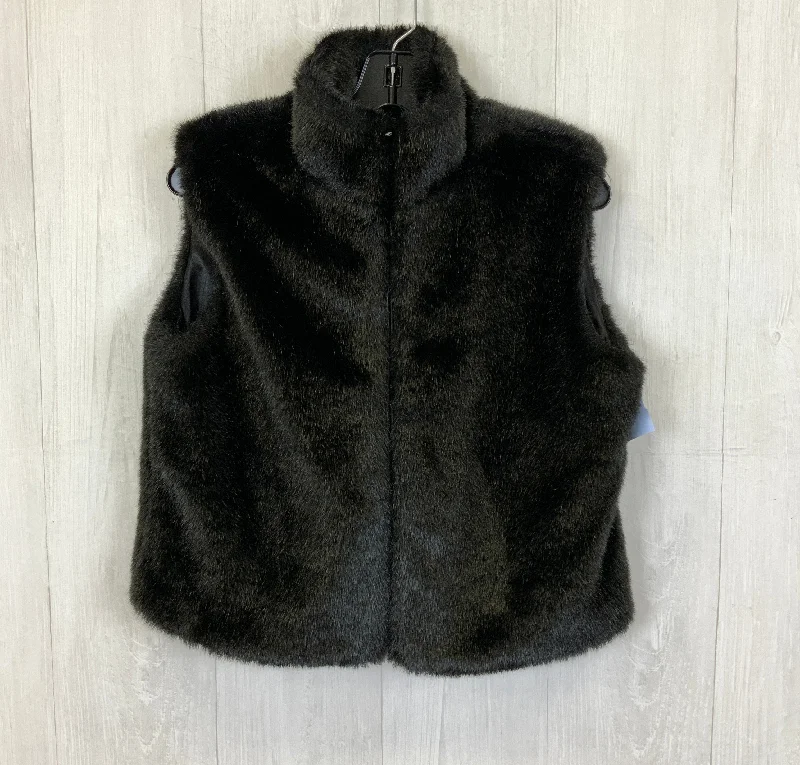 Vest Faux Fur & Sherpa By Clothes Mentor In Black, Size: M