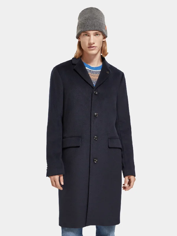 Single-breasted overcoat